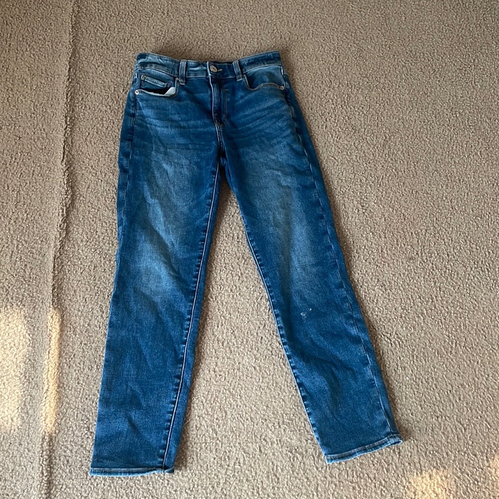 NEW- Never worn American eagle jeans!!